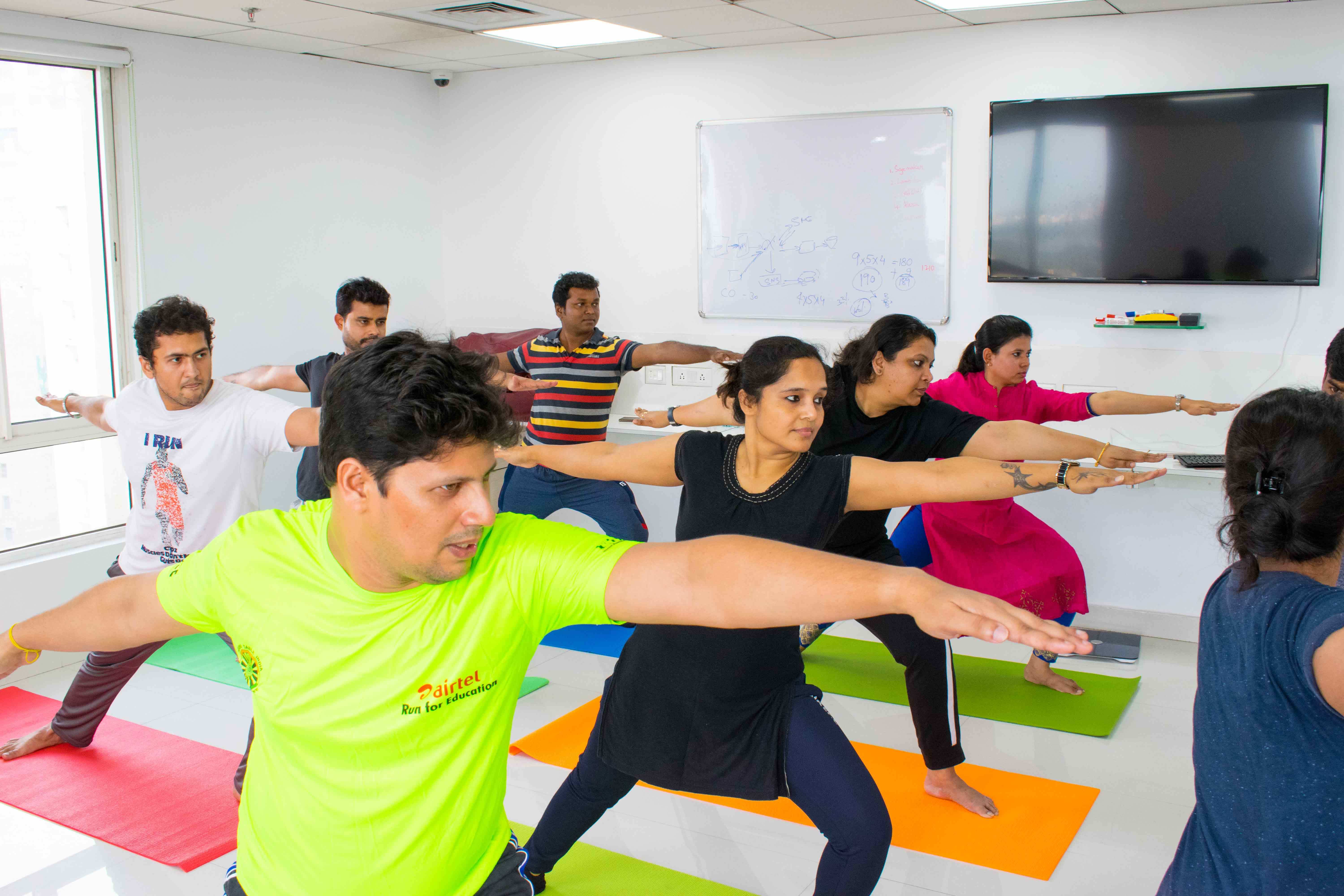 Practicing-Yoga-at-workplace